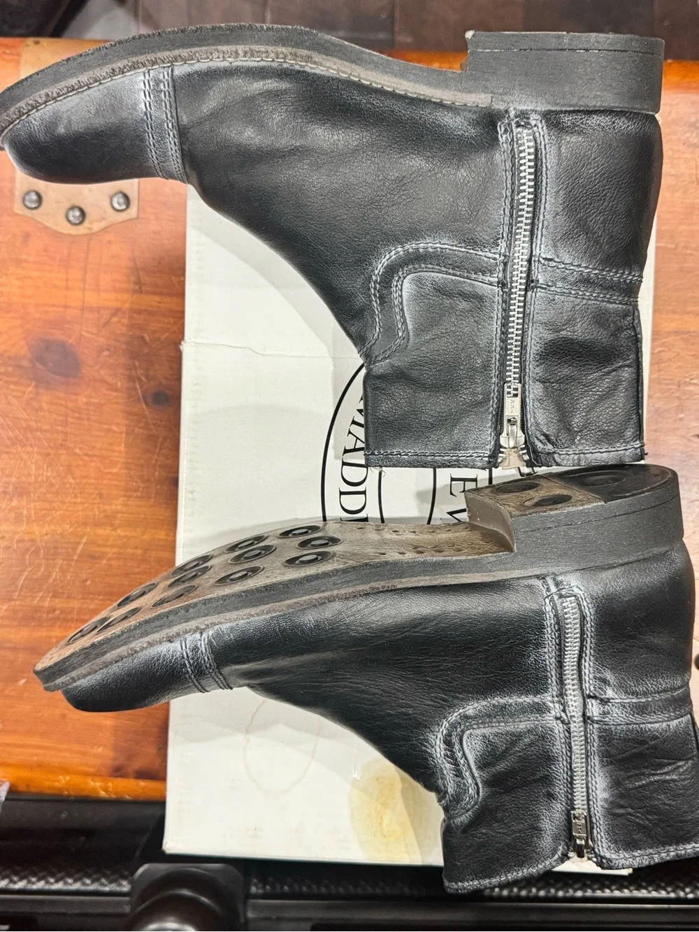 Steve Madden Men’s Black Leather Side-Zip Ankle Booties